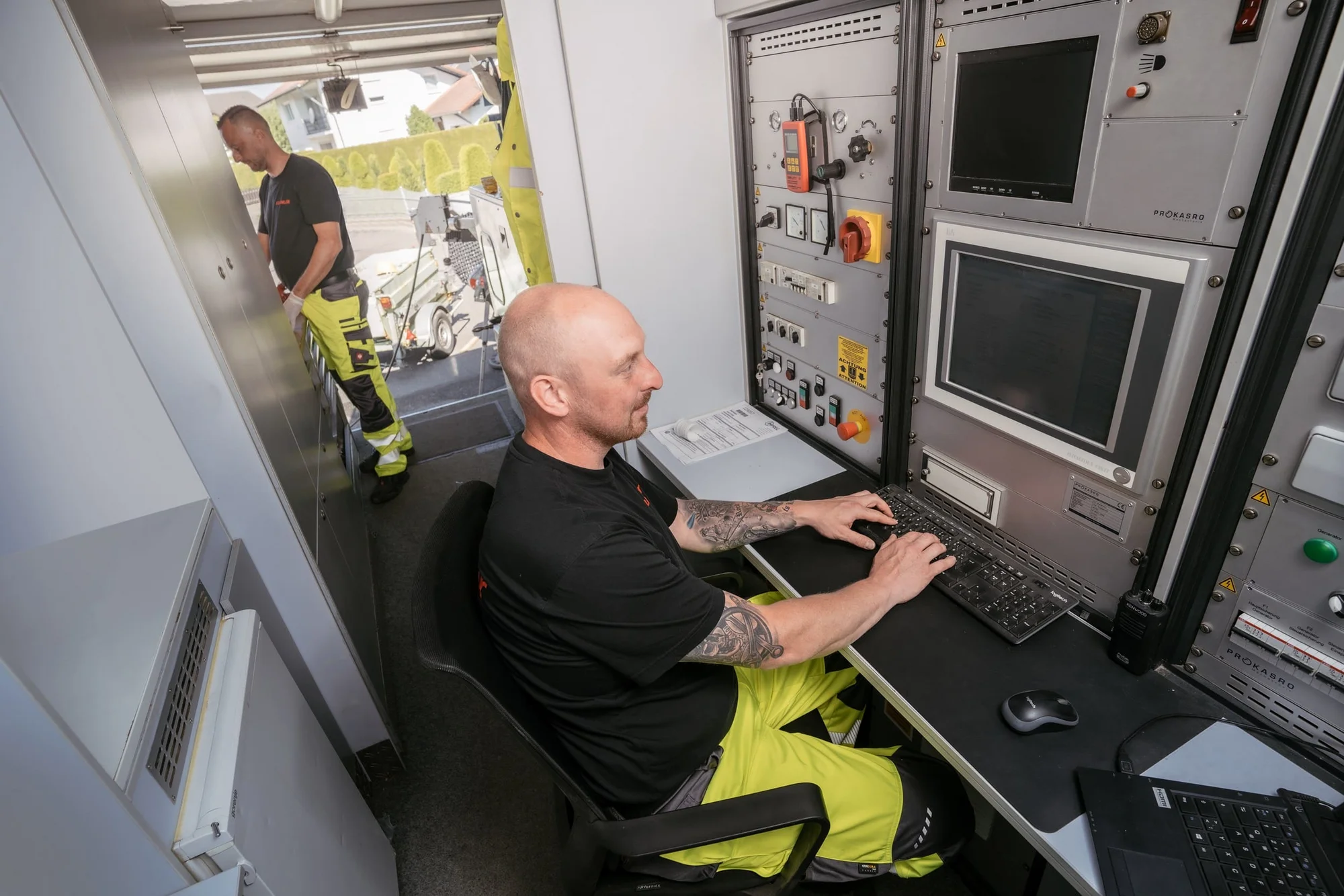 Kanalreinigung für Kanäle und Schächte in Lalling